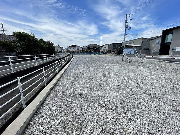 更地の状態ですので、土地の状態が確認できて安心です♪
