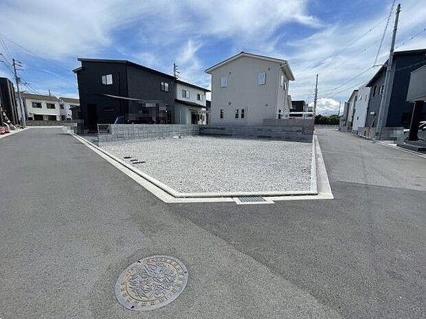 DCM垣生店まで約450ｍ♪