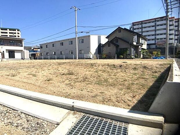 伊予鉄高浜線「山西駅」まで徒歩7分ほどです♪中心部への通勤通学も安心です♪