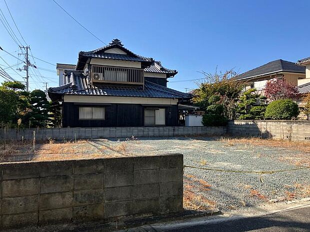 更地の状態ですので、土地の状態が確認できて安心です♪