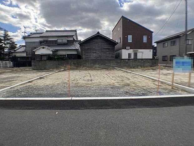 周囲にはあまり高い建物がないので、圧迫感なく過ごせます♪