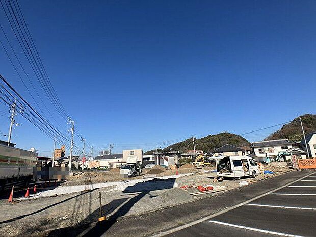 セブンイレブン松山鷹ノ子店まで約180m