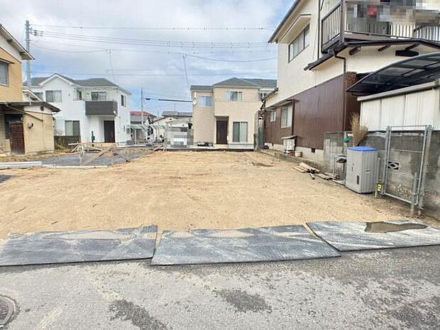 南面道路で日当たり良好です!