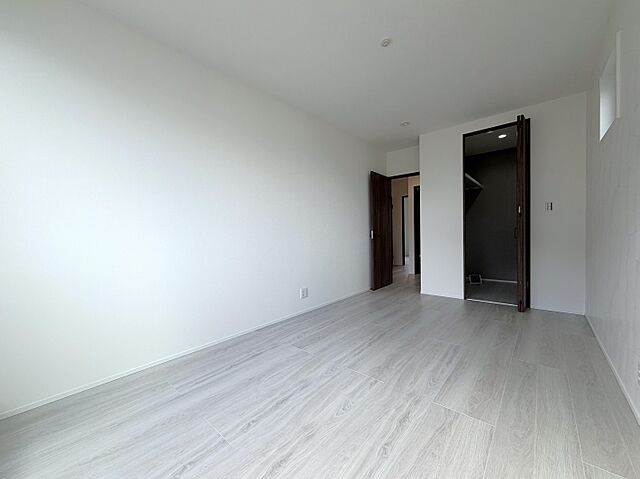 室内 広島市安佐北区亀山南2丁目