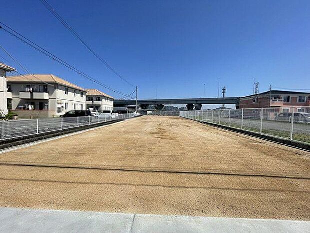 周辺の土地情報も合わせてご提供させていただきます！