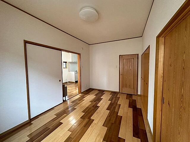 室内 岡山市南区福富西3丁目