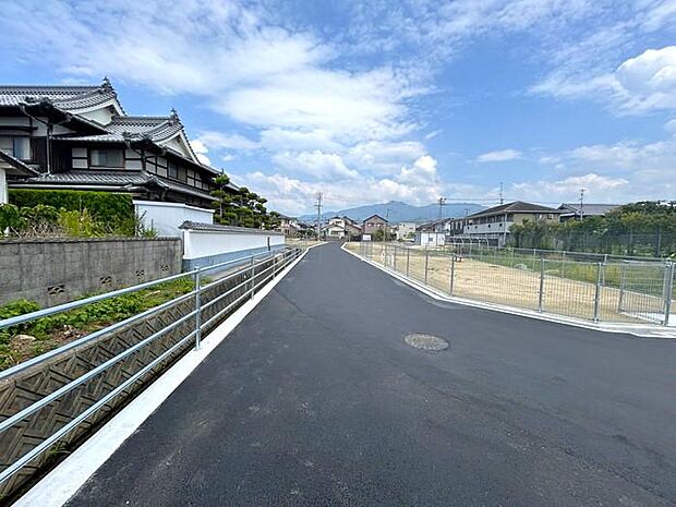 北条バイパスへのアクセスが良好で、車での移動もスムーズ♪通勤やお出かけに便利な立地です！