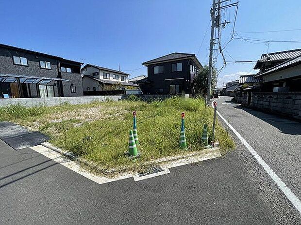 県道326号線近く松山市へのアクセスも便利♪