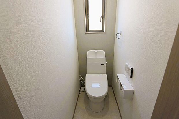 2階にもトイレがあると安心ですね