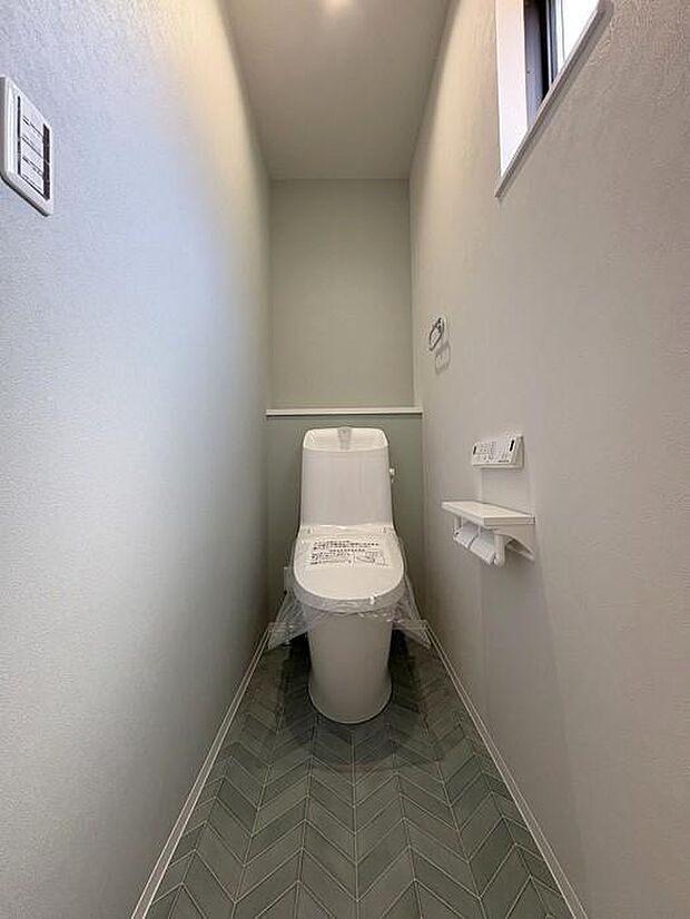 トイレは各階にあり、忙しい時間も安心です♪2か所あるので、家族みんな快適に使えますね♪