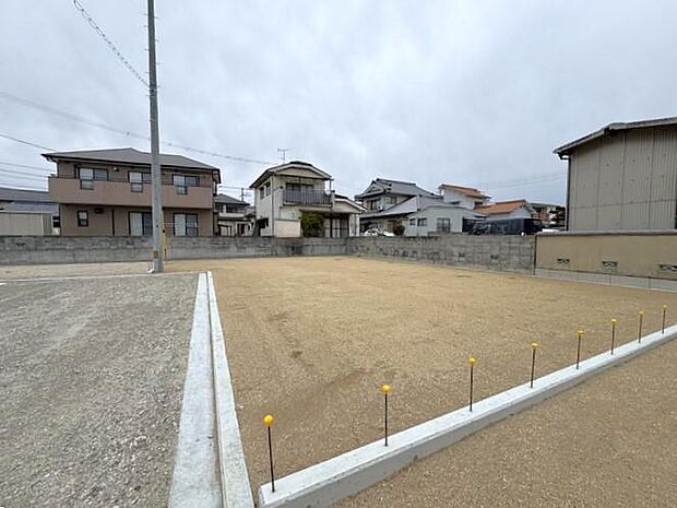 フジ志津川店まで約500m♪日用品の買い物に便利です♪