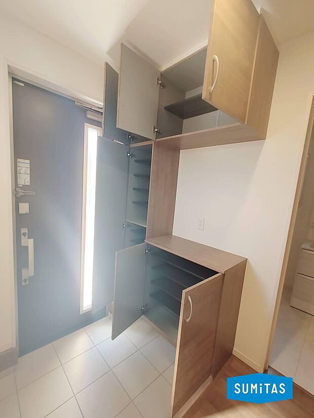 シューズBOXの収納も豊富です。