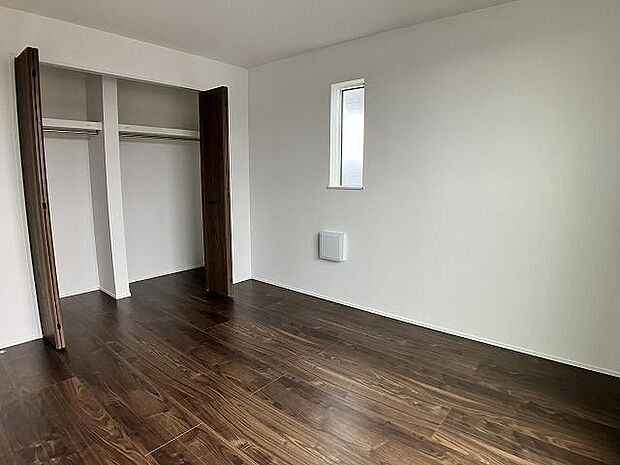 2階東側洋室(約7.0帖)のクローゼット