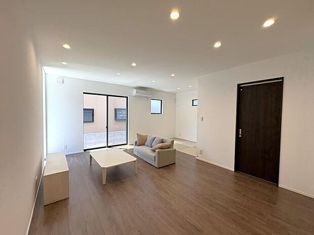 フジ 南久米店まで約800m♪日用品の買い物に便利です♪