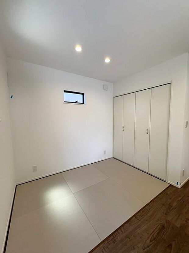 松山市内の銀行でしたら、どちらも提携しておりますので、お客様の支払い方や借り入れ状況に応じて、一番合ったご提案をさせていただきます♪