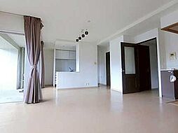 リーデンススクエア西風新都シーズンズ 3LDKのリビング/ダイニング