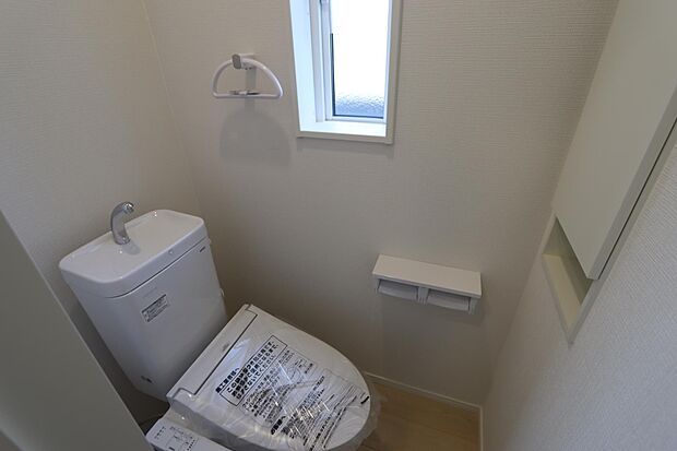 2階にもトイレがあると安心ですね