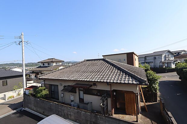 閑静な住宅地　バス停が徒歩圏内にありました♪