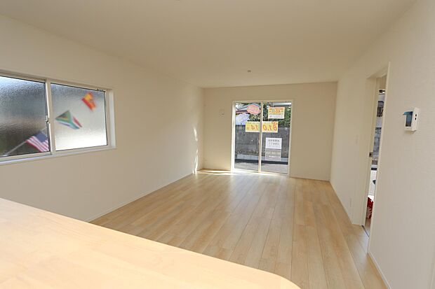 カウンターキッチンは、お子様の様子を家事をしながら見れるので安心♪