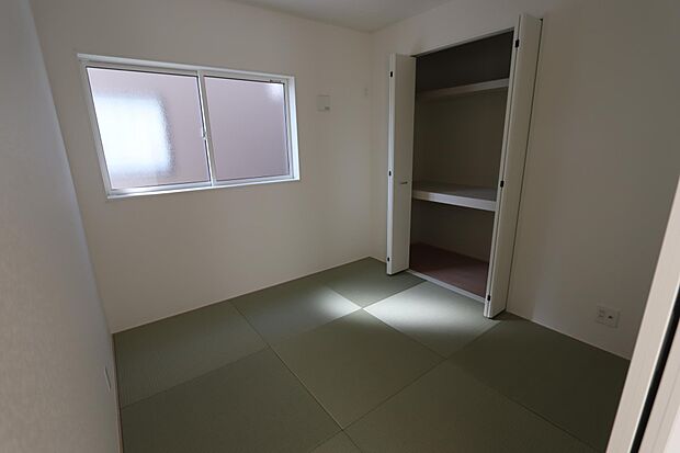 急なお客様が来ても安心な和室スペースは一つあると便利です♪