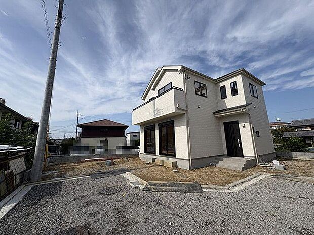 現地案内もできます！内観のイメージを持たれたい方は、別エリアで完成物件もございますので、お気軽にお申し付け下さい♪