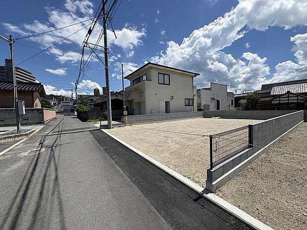 些細なことも相談にのってもらえる、ワクワクしながらお家を探せる、そんなお店づくりを心掛けています。