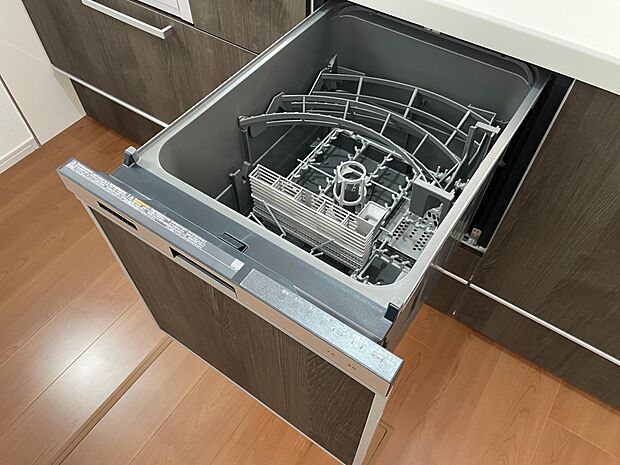 ビルトイン食洗機で洗い物の時間を短縮♪洗浄開始時間も設定可能です♪