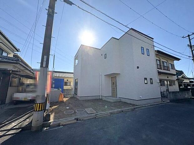 トイレは各階にございます♪忙しい時間帯にも2か所あると、便利で安心感が増しますね♪