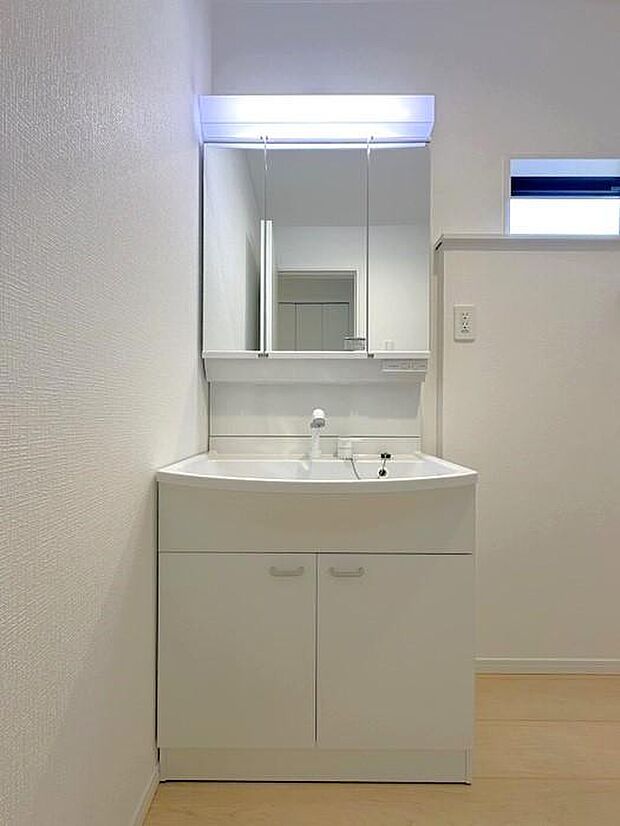 些細なことも相談にのってもらえる、ワクワクしながらお家を探せる、そんなお店づくりを心掛けています。