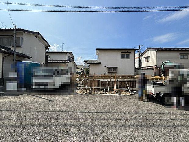 セブン-イレブン 松山西垣生店まで約600m♪ちょっとしたお買い物や急な用事にも便利です♪