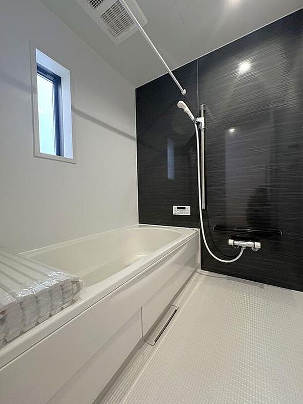 セブン-イレブン 松山西垣生店まで約600ｍ♪ちょっとしたお買い物や急な用事にも便利です♪