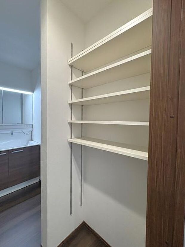 些細なことも相談にのってもらえる、ワクワクしながらお家を探せる、そんなお店づくりを心掛けています。