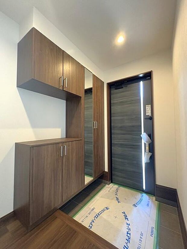 人気の平屋建て4SLDK♪ワンフロアで暮らしやすく、家族みんなが快適に過ごせる住まいです♪