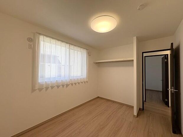 約6帖の洋室です♪