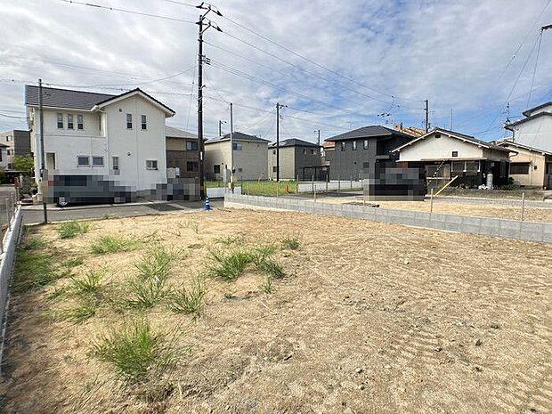 セブン-イレブン 松山土居田西店まで約350ｍ♪ちょっとしたお買い物や急な用事にも便利です♪