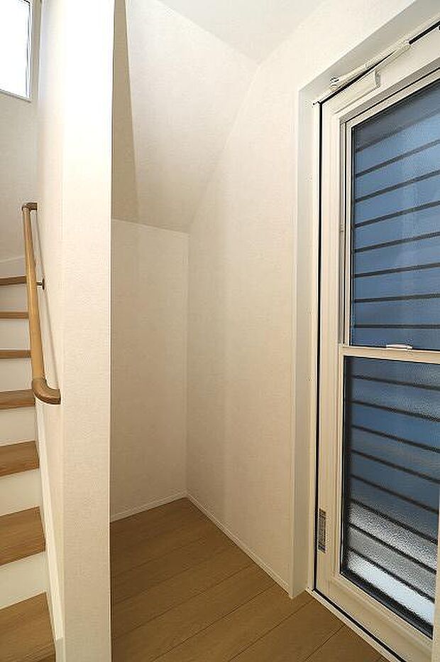 冷蔵庫置場・勝手口