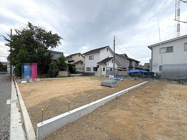 正円寺公園まで約550m♪お子様の遊び場や、お散歩にも♪自然を感じながら安全に過ごせる環境です♪