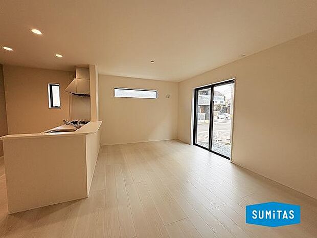 家族で寛ぐ16帖のLDK♪