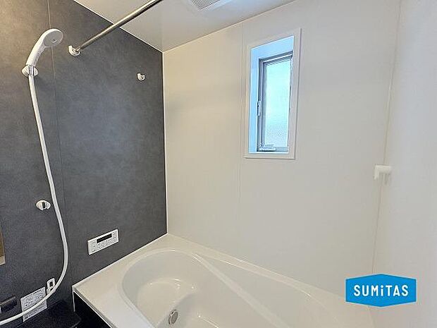 落ち着いた雰囲気のお風呂でリラックス♪