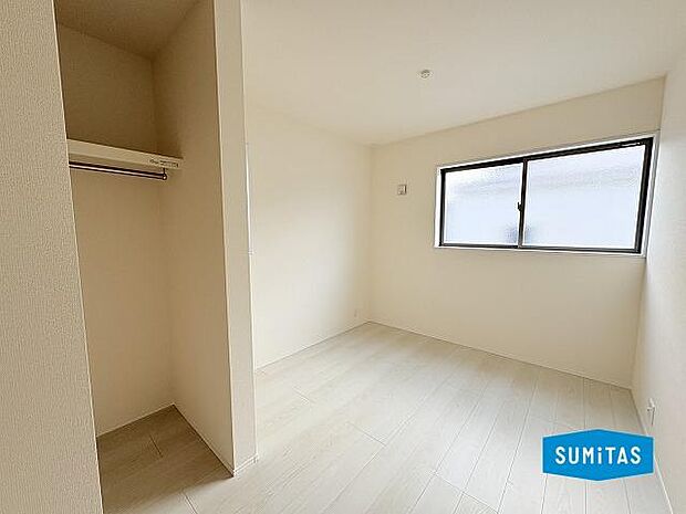 ウォークインクローゼット完備♪