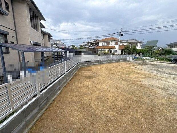松山市内の銀行でしたら、どちらも提携しておりますので、お客様の支払い方や借り入れ状況に応じて、一番合ったご提案をさせていただきます♪