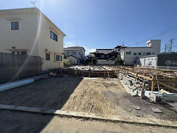 南面バルコニーで日当たり良好♪ウォークインクローゼットへの導線も良く、家事時短になる間取りです♪