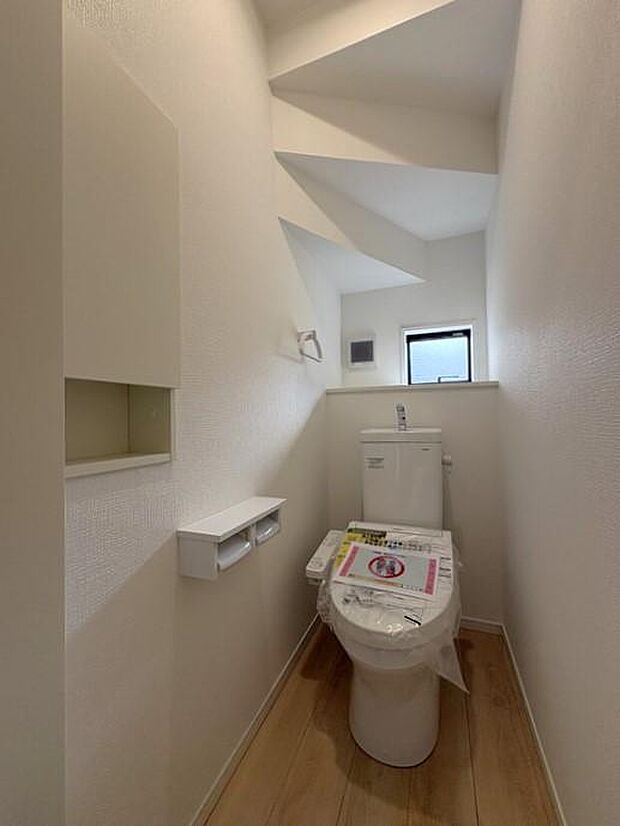 1階のトイレです♪