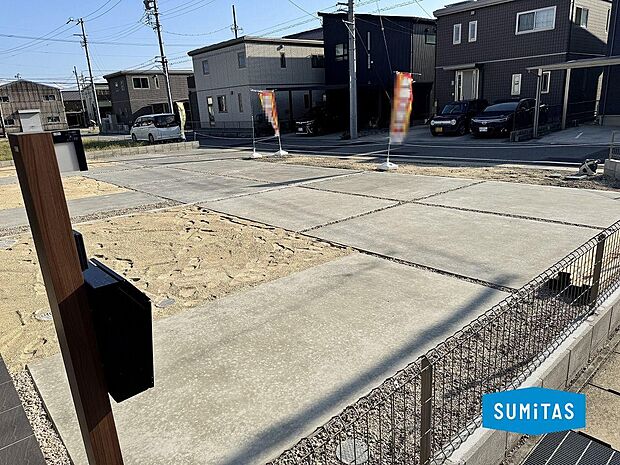 並列2台駐車可◎（車種によります）