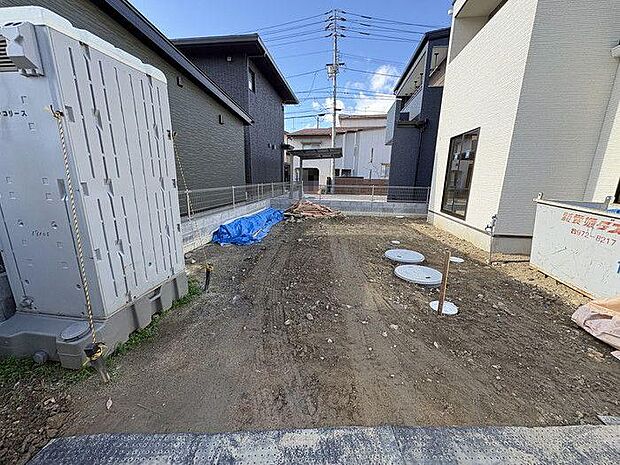 家族みんなでゆったり過ごせる広々としたリビング♪家族団らんの時間を快適に過ごせます♪