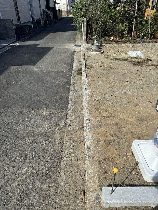 国道33号線へのアクセス良好な便利な立地♪周辺は閑静な住宅街で、落ち着いた暮らしをお求めの方にもおすすめです♪