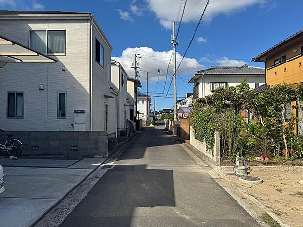 現地案内もできます!内観のイメージを持たれたい方は、別エリアで完成物件もございますので、お気軽にお申し付け下さい♪