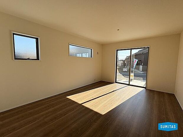 リビングは家族で過ごせるゆとりの場所♪