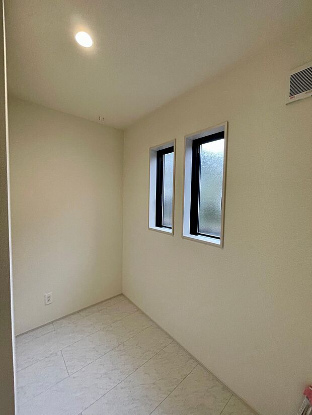 2帖あるサンルームスペース♪