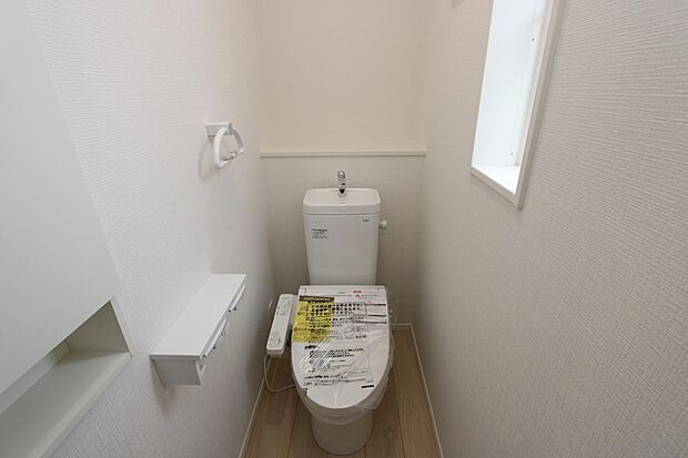 2階にもトイレがあると安心ですね